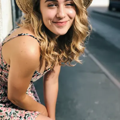Алина, 21